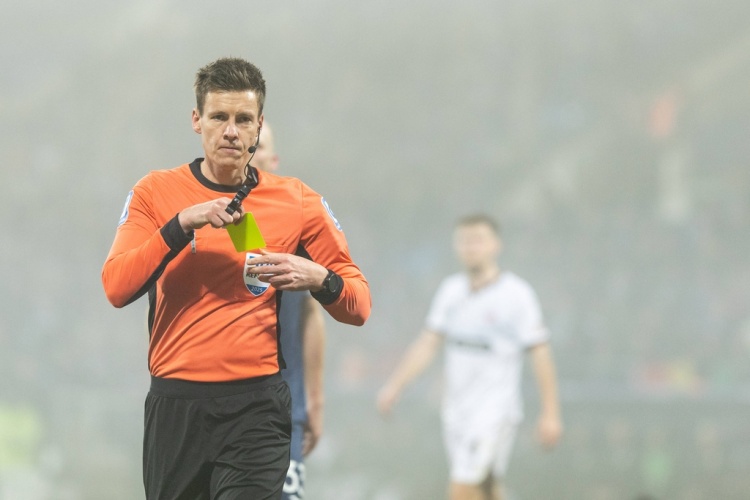 世界杯直播app-欧冠1/8决赛热刺主场迎战马竞裁判：德国裁判组执法，主裁西伯特